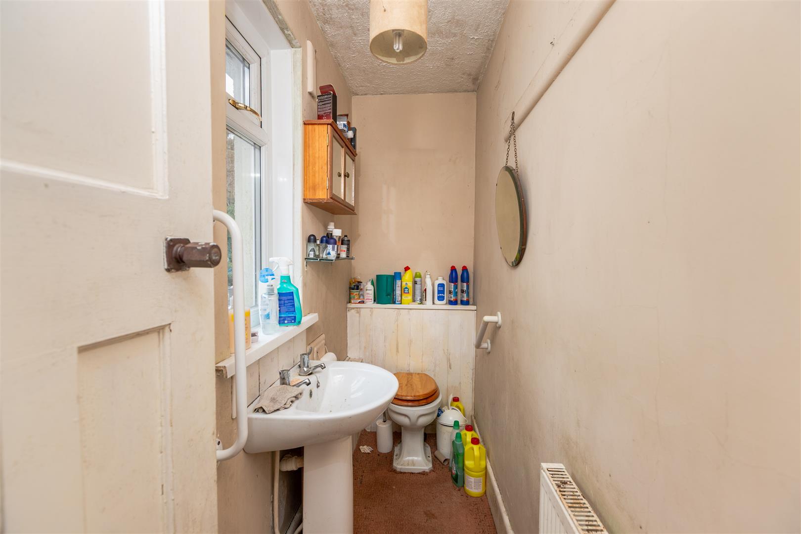 Heol Gwys, Upper Cwmtwrch, Swansea, SA9 2XH